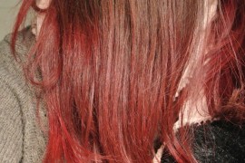 Tie and Dye rouge sur mes cheveux chatain foncé avec Crazy Color