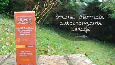 Bronzer sans soleil avec la brume thermale Uriage