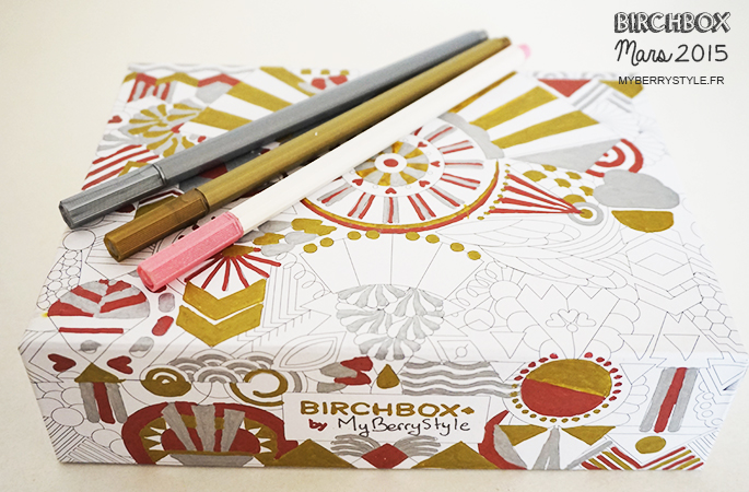 Birchbox Mars 2015 – Color Your Box (doré argent et rose)
