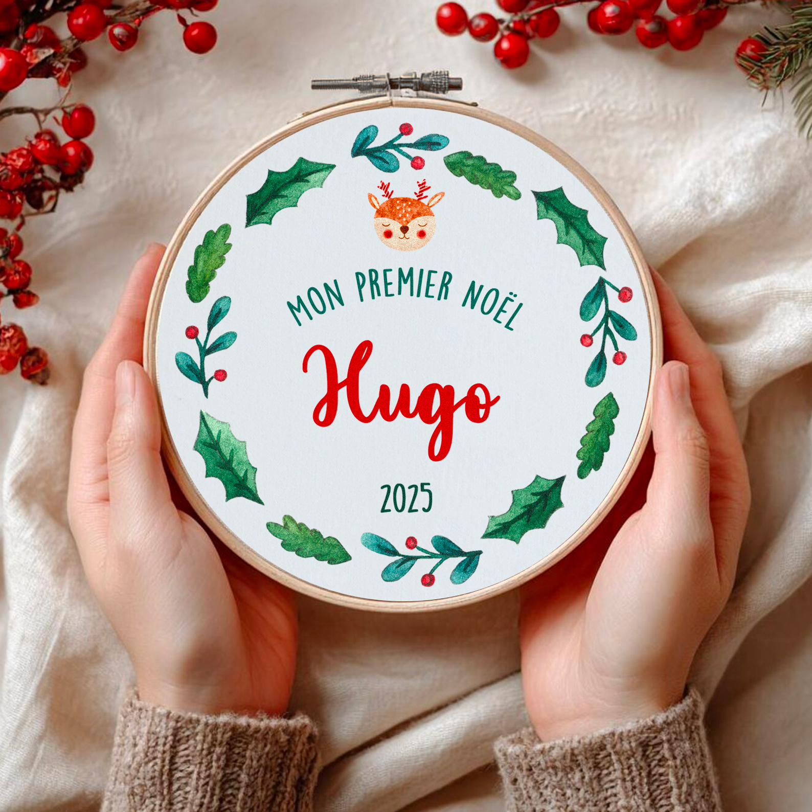 Boule-Noel-Personnalisée-premier-Noël-Prénom-Tambour-broderie-bois-cadeau